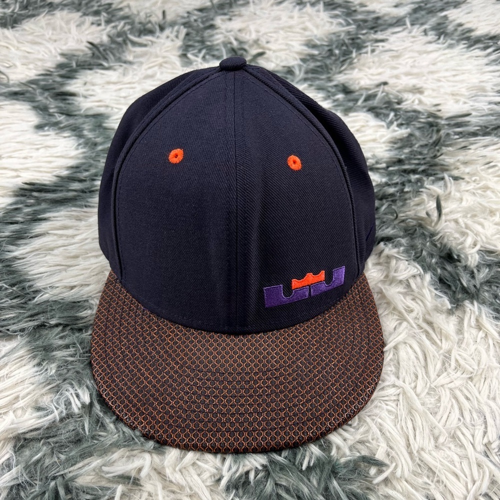 Nike True LeBron 12 “instinct” Snapback Hat 657998-570 Purple